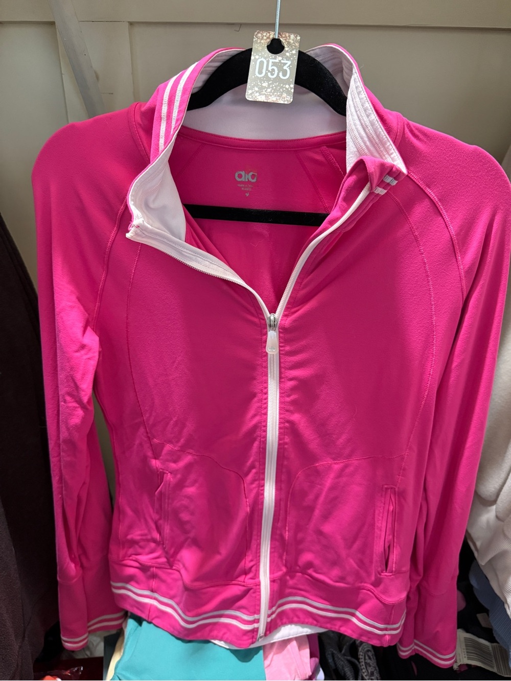 053 ALO Yoga Bright Pink Full-Zip Active Jacket